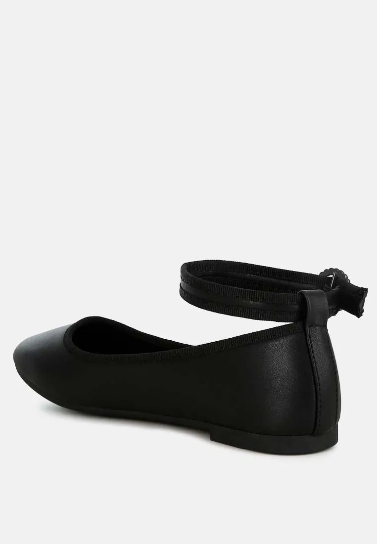 Danseur Ankle Strap Detail Ballet Flats