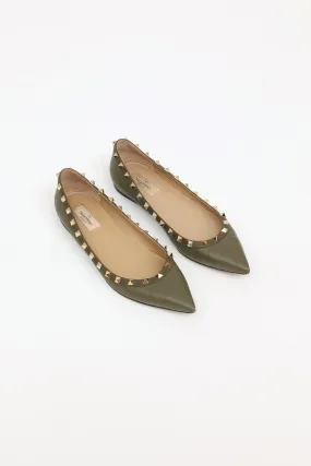 Green Rockstud Flats