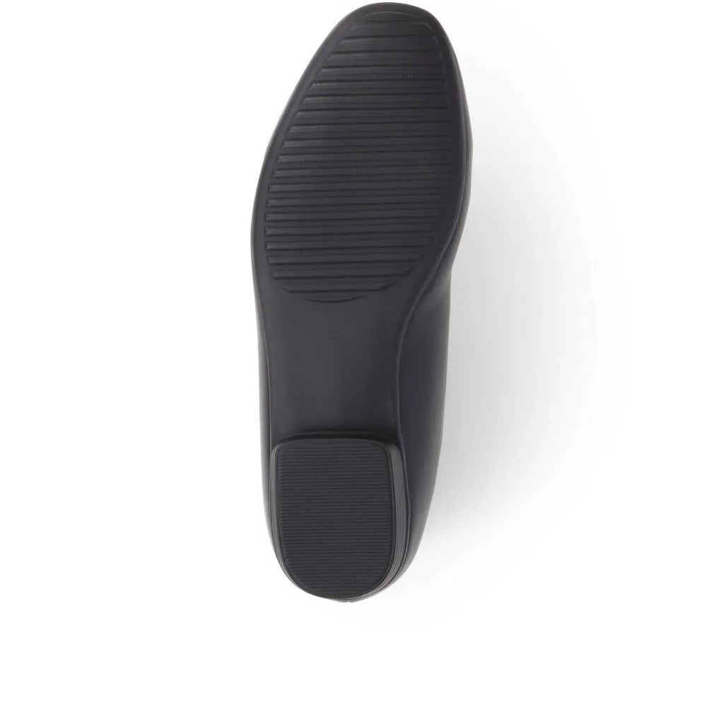 Pointed Toe Ballet Flats  - WK39001 / 324 950